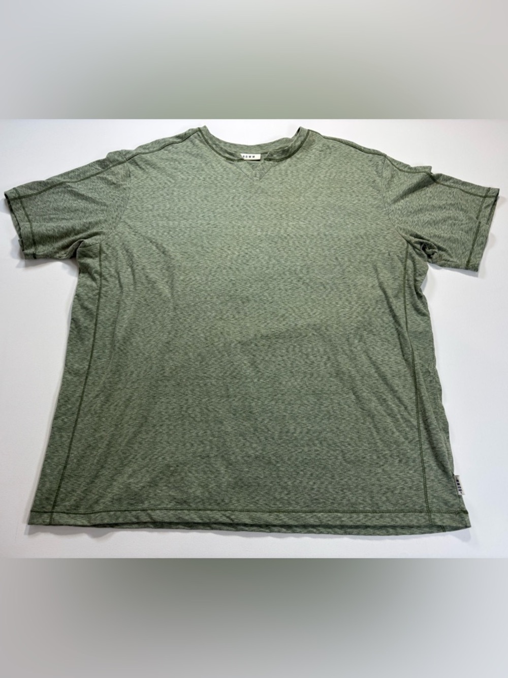 ROWM Men's Short Sleeve Crewneck Tee in Olive Green